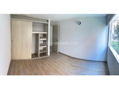 Apartamento en venta en Mirandela, Bogotá · foto 7 de 18
