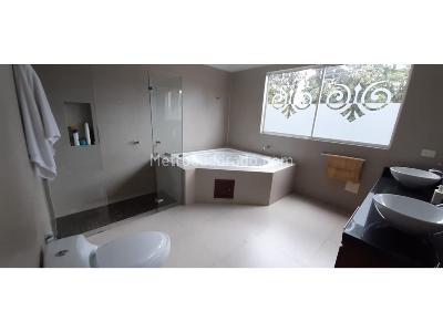 Casa de 4 alcobas en venta en Quintas De Guaymaral, Chía, 420 m² · foto 11 de 19