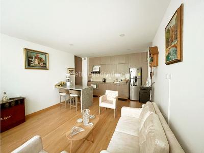 Apartaestudio en venta en Santa Barbara Oriental, Bogotá, 47 m² · foto 2 de 10