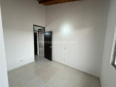 Apartamento de 3 alcobas en venta en Conjunto Torre De Zuame Robles, Funza, 60 m² · foto 13 de 20