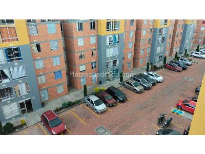 Apartamento de 3 alcobas en venta en Conjunto Oasis De Funza, Funza, 94 m² · foto 4 de 20