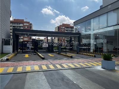 Apartamento de 3 alcobas en venta en Conjunto Sol Creciente, Mosquera, 83 m² · foto 1 de 20