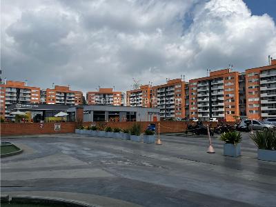 Apartamento de 3 alcobas en venta en Conjunto Sol Creciente, Mosquera, 83 m² · foto 11 de 20