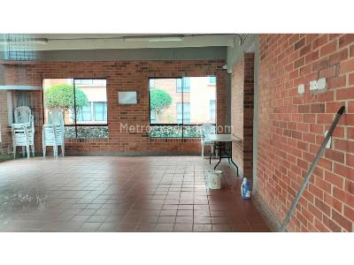 Apartamento de 3 alcobas en venta en Conjunto Colibri, Mosquera, 52 m² · foto 19 de 20