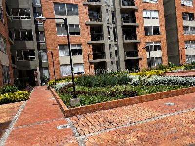 Apartamento de 3 alcobas en venta en Conjunto Attlalea, Mosquera, 62 m² · foto 5 de 20