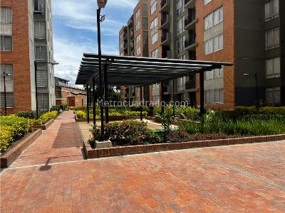 Apartamento de 3 alcobas en venta en Conjunto Attlalea, Mosquera, 62 m² · foto 8 de 20
