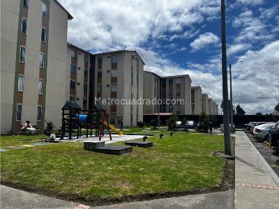 Apartamento de 3 alcobas en venta en Conjunto Torres De Zuame Pinares, Funza, 55 m² · foto 16 de 20
