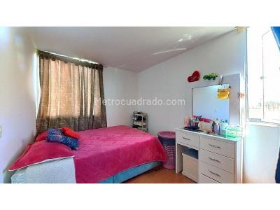 Apartamento de 3 alcobas en venta en Conjunto Torres De Zuame Pinares, Funza, 55 m² · foto 18 de 20