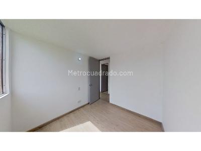 Apartamento de 2 alcobas en venta en Conjunto Naranjo 2, Chía, 56 m² · foto 2 de 15