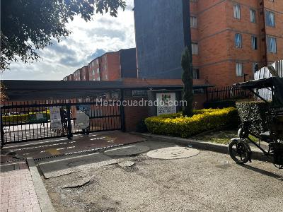 Apartamento de 3 alcobas en venta en Conjunto Senderos De Siete Trojes, Mosquera, 46 m² · foto 2 de 20