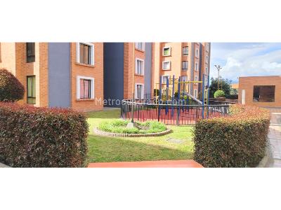 Apartamento de 2 alcobas en venta en Conjunto Tingua, Mosquera, 41 m² · foto 7 de 20