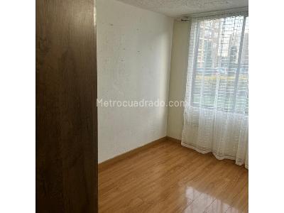 Apartamento de 3 alcobas en venta en Conjunto Normandia Del Parque 2, Funza, 86 m² · foto 10 de 20