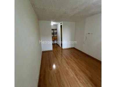 Apartamento de 3 alcobas en venta en Conjunto Normandia Del Parque 2, Funza, 86 m² · foto 15 de 20