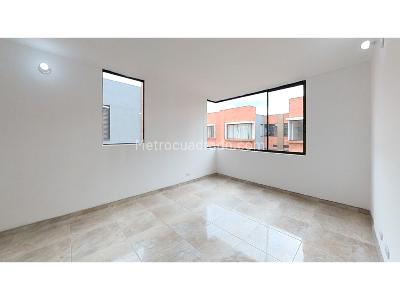 Apartamento de 3 alcobas en venta en Conjunto Colibri, Mosquera, 57 m² · foto 16 de 16