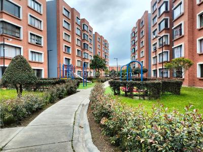 Apartamento de 3 alcobas en venta en Conjunto Colibri, Mosquera, 57 m² · foto 10 de 20