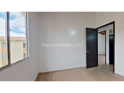 Apartamento de 3 alcobas en venta en Conjunto Alcaparros, Funza, 60 m² · foto 11 de 12