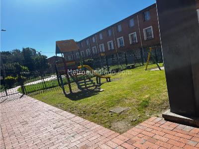 Casa de 3 alcobas en venta en Conjunto Senderos De Funza, Funza, 80 m² · foto 18 de 20
