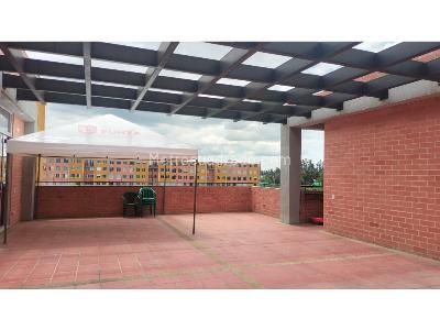 Apartamento de 3 alcobas en venta en Conjunto Altos De La Esperanza, Funza, 60 m² · foto 5 de 20