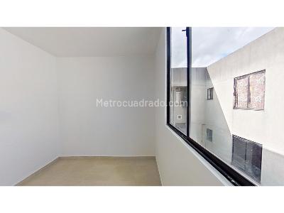 Apartamento en venta en Conjunto Petrel, Mosquera · foto 2 de 18