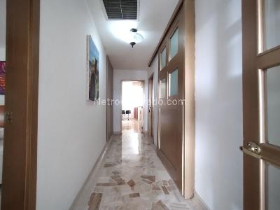 Apartamento de 4 alcobas en venta en Villa Country, Barranquilla, 264 m² · foto 5 de 12