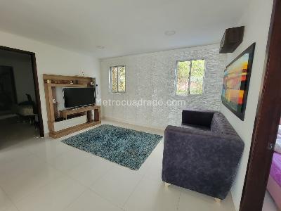 Casa de 5 alcobas en venta en Villa Campestre, Barranquilla, 420 m² · foto 2 de 7