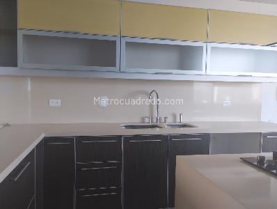 Apartamento de 3 alcobas en venta en Riomar, Barranquilla, 198 m² · foto 5 de 6