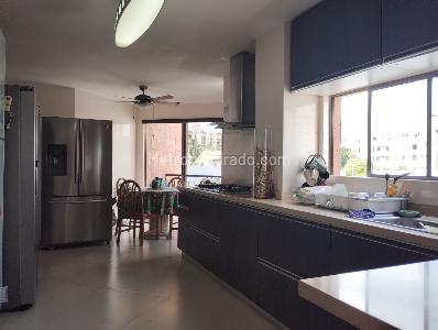 Apartamento de 3 alcobas en venta en Riomar, Barranquilla, 270 m² · foto 7 de 8