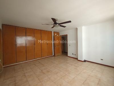 Apartamento de 3 alcobas en venta en Alto Prado, Barranquilla, 203 m² · foto 7 de 14