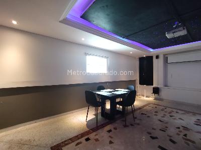 Casa de 5 alcobas en venta en Barranquilla, Barranquilla, 1300 m² · foto 2 de 19