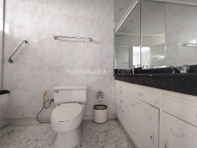 Apartamento de 3 alcobas en venta en Barranquilla, Barranquilla, 247 m² · foto 19 de 20