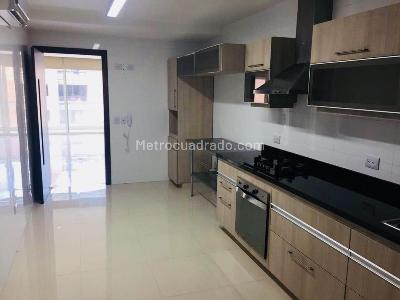 Apartamento de 3 alcobas en venta en Barranquilla, Barranquilla, 231 m² · foto 12 de 14