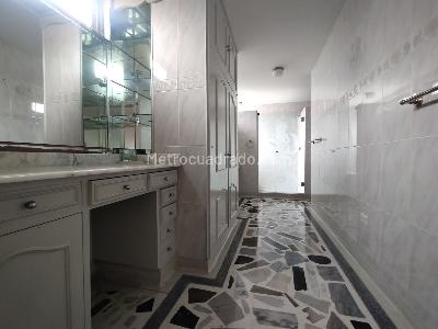 Apartamento de 3 alcobas en venta en Barranquilla, Barranquilla, 240 m² · foto 15 de 17