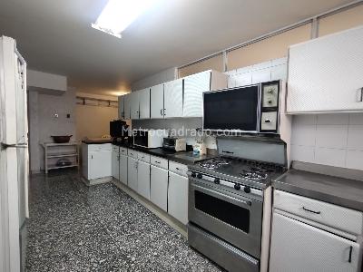 Apartamento de 3 alcobas en venta en Barranquilla, Barranquilla, 240 m² · foto 13 de 17