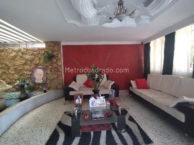 Casa de 4 alcobas en venta en Barranquilla, Barranquilla, 602 m² · foto 3 de 8
