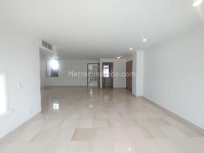 Apartamento de 3 alcobas en venta en Barranquilla, Barranquilla, 210 m² · foto 3 de 20