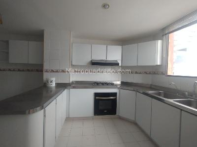 Apartamento de 3 alcobas en venta en Barranquilla, Barranquilla, 265 m² · foto 14 de 17