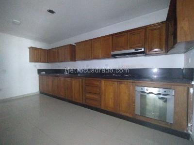 Casa de 5 alcobas en venta en Barranquilla, Barranquilla, 217 m² · foto 11 de 12