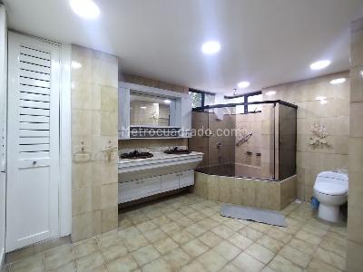Apartamento de 3 alcobas en venta en Barranquilla, Barranquilla, 392 m² · foto 18 de 20