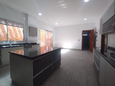 Casa de 4 alcobas en venta en Barranquilla, Barranquilla, 700 m² · foto 17 de 20