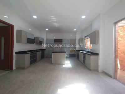 Casa de 4 alcobas en venta en Barranquilla, Barranquilla, 700 m² · foto 18 de 20