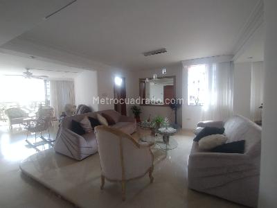 Apartamento de 3 alcobas en venta en Alto Prado, Barranquilla, 225 m² · foto 3 de 16