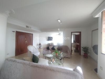 Apartamento de 3 alcobas en venta en Alto Prado, Barranquilla, 225 m² · foto 4 de 16