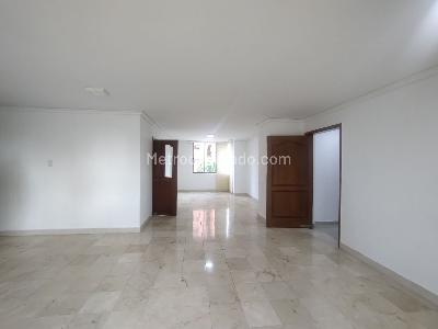 Apartamento de 3 alcobas en venta en Alto Prado, Barranquilla, 178 m² · foto 3 de 20