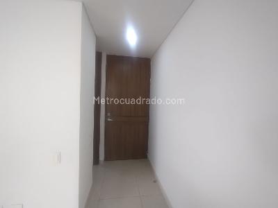 Apartamento de 2 alcobas en venta en Ciudad Jardind, Barranquilla, 82 m² · foto 2 de 19