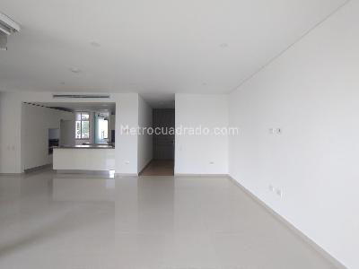 Apartamento de 3 alcobas en venta en Altos De Riomar, Barranquilla, 173 m² · foto 3 de 20