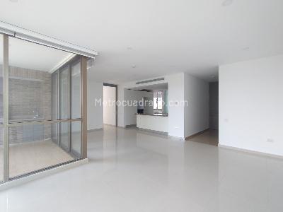 Apartamento de 3 alcobas en venta en Altos De Riomar, Barranquilla, 173 m² · foto 4 de 20