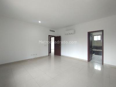 Apartamento de 3 alcobas en venta en Alto Prado, Barranquilla, 330 m² · foto 11 de 20
