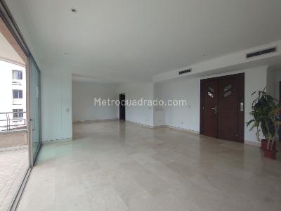 Apartamento de 3 alcobas en venta en Alto Prado, Barranquilla, 330 m² · foto 2 de 20