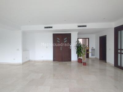 Apartamento de 3 alcobas en venta en Alto Prado, Barranquilla, 330 m² · foto 3 de 20
