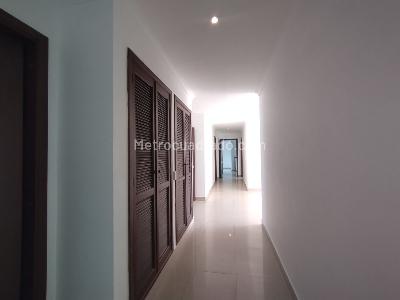 Apartamento de 3 alcobas en venta en Alto Prado, Barranquilla, 330 m² · foto 9 de 20
